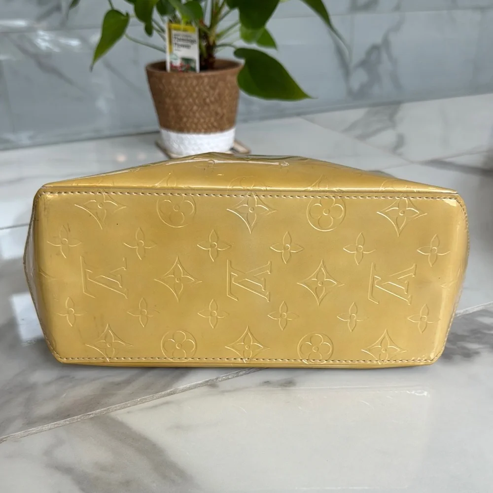 Louis Vuitton Yellow  Vernis Tote with Glossy Finish - Picture 6 of 16